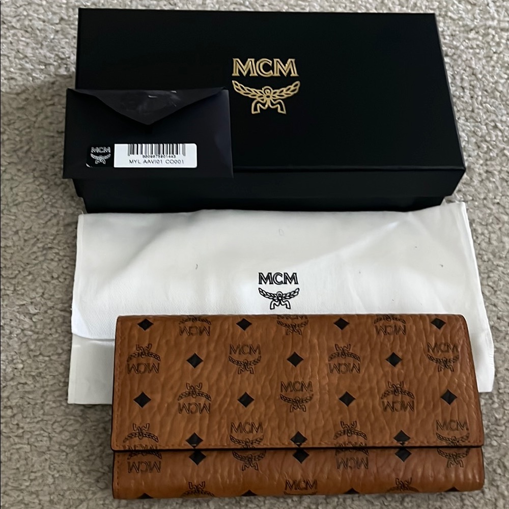 MCM three-fold wallet